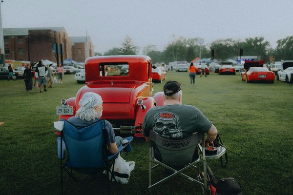 Pièces Moto : Avantages et Inconvénients de l'Achat en Ligne pour l'Entretien de Votre Bécane